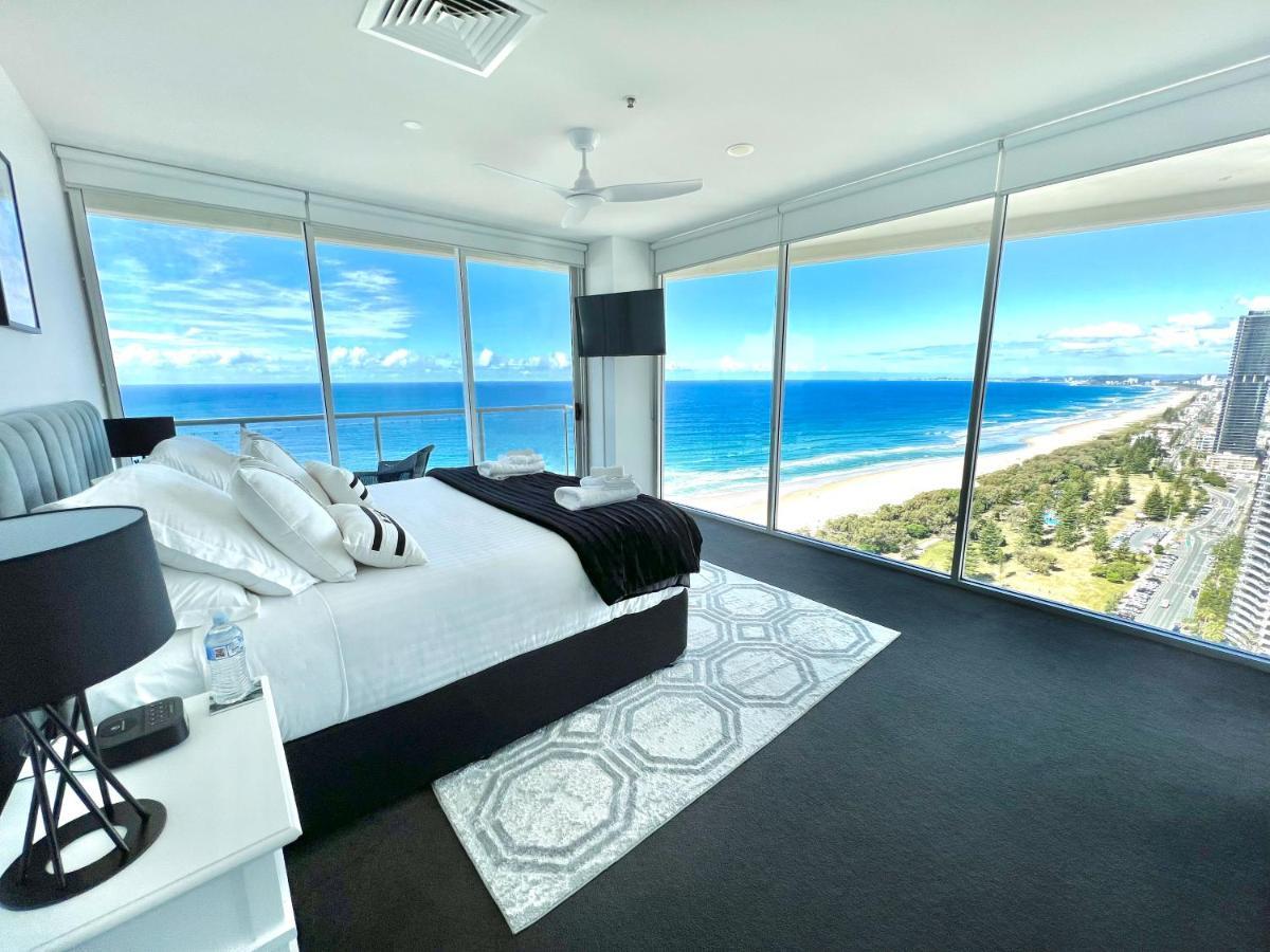 Air On Broadbeach Beachfront 2Level Stunning Apartment With 180 Degree Views Гоулд Коуст Екстериор снимка